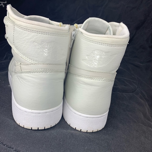 Nike Air Jordan 1 high Women’s Size 10.5 Rebel XX retro og cream white sail wmns - Picture 4 of 12